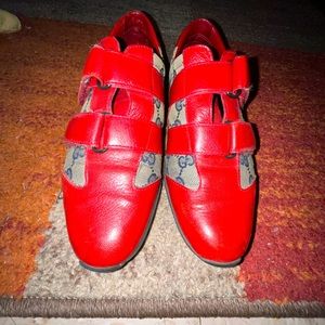 Vintage AUTHENTIC Gucci sneakers